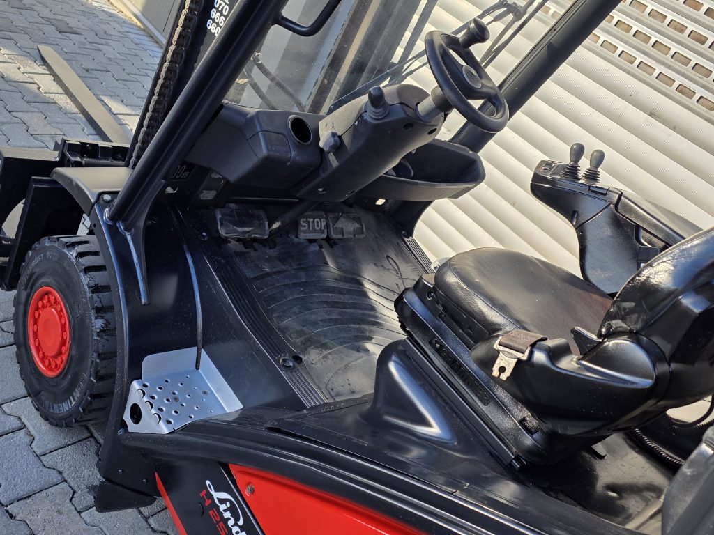 LINDE H25D – 525