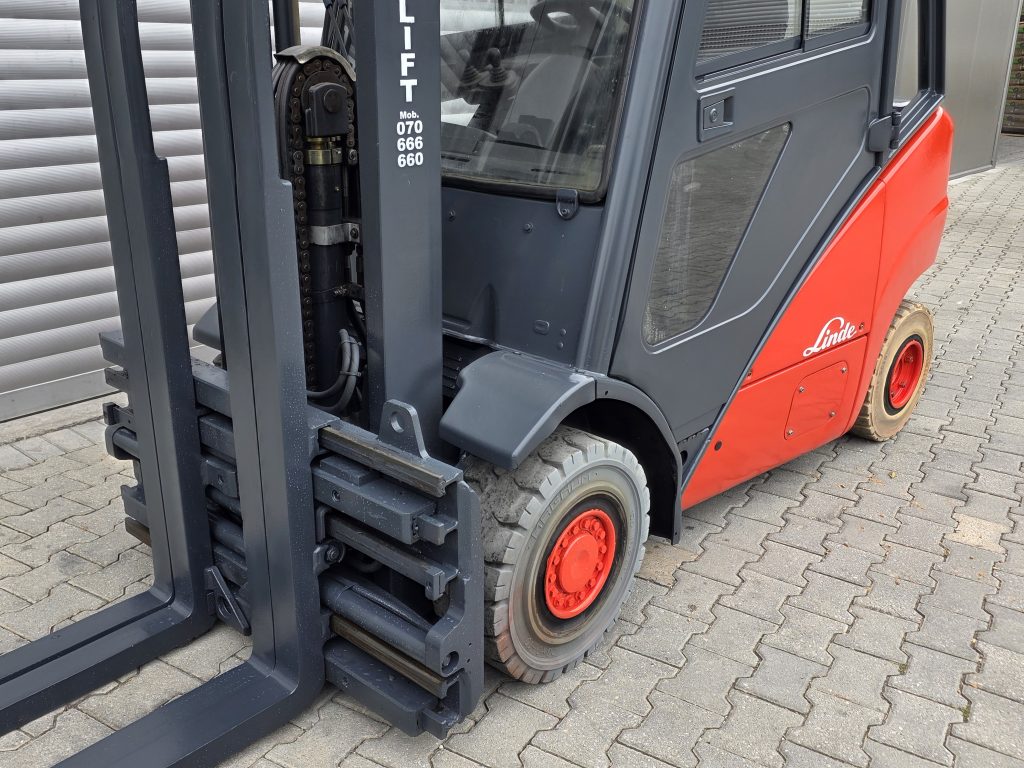 LINDE 2.5 TON – 526
